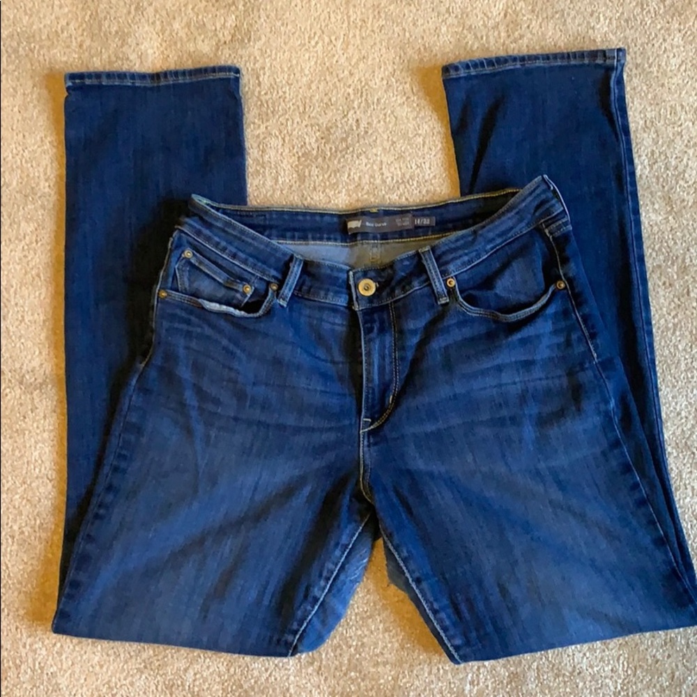 Women’s Stretchy straight jeans